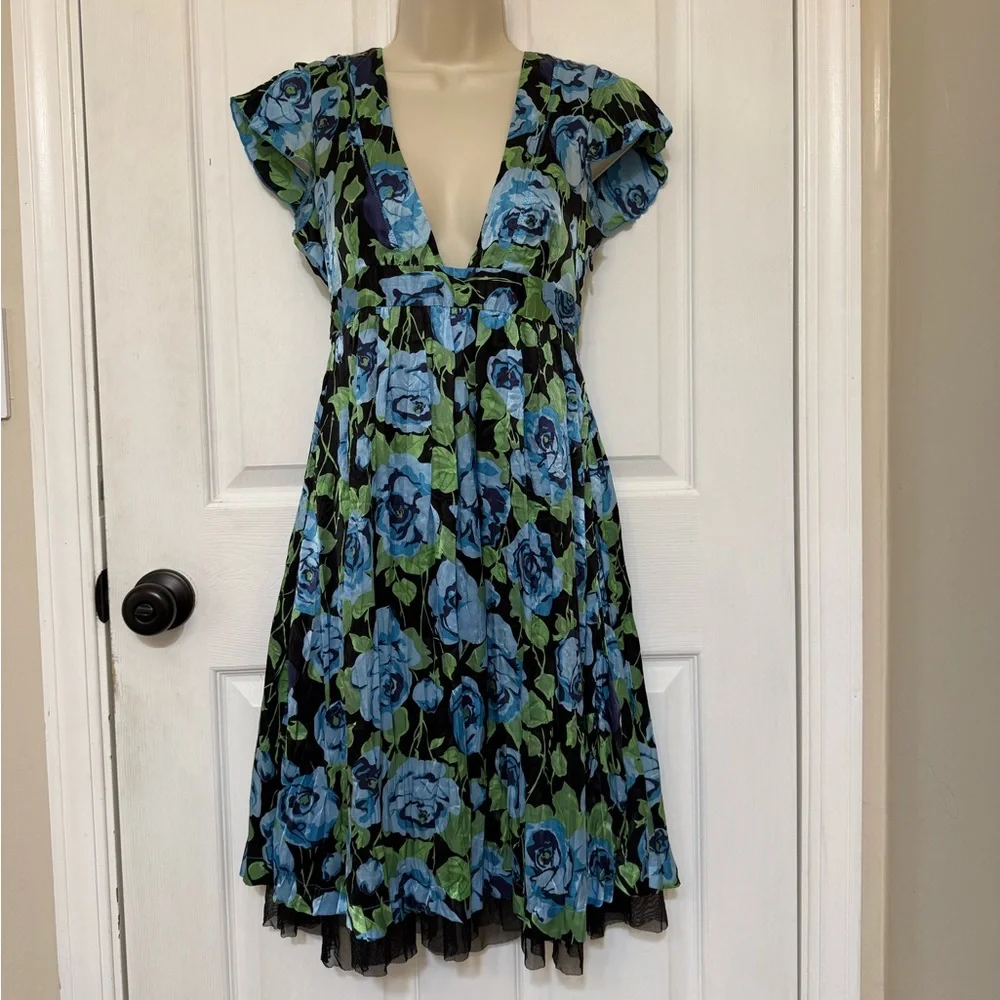 Free People 100% Silk Blue Rose Babydoll Dress Size 2 Empire Waist Boho